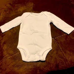 White long sleeve onesies.